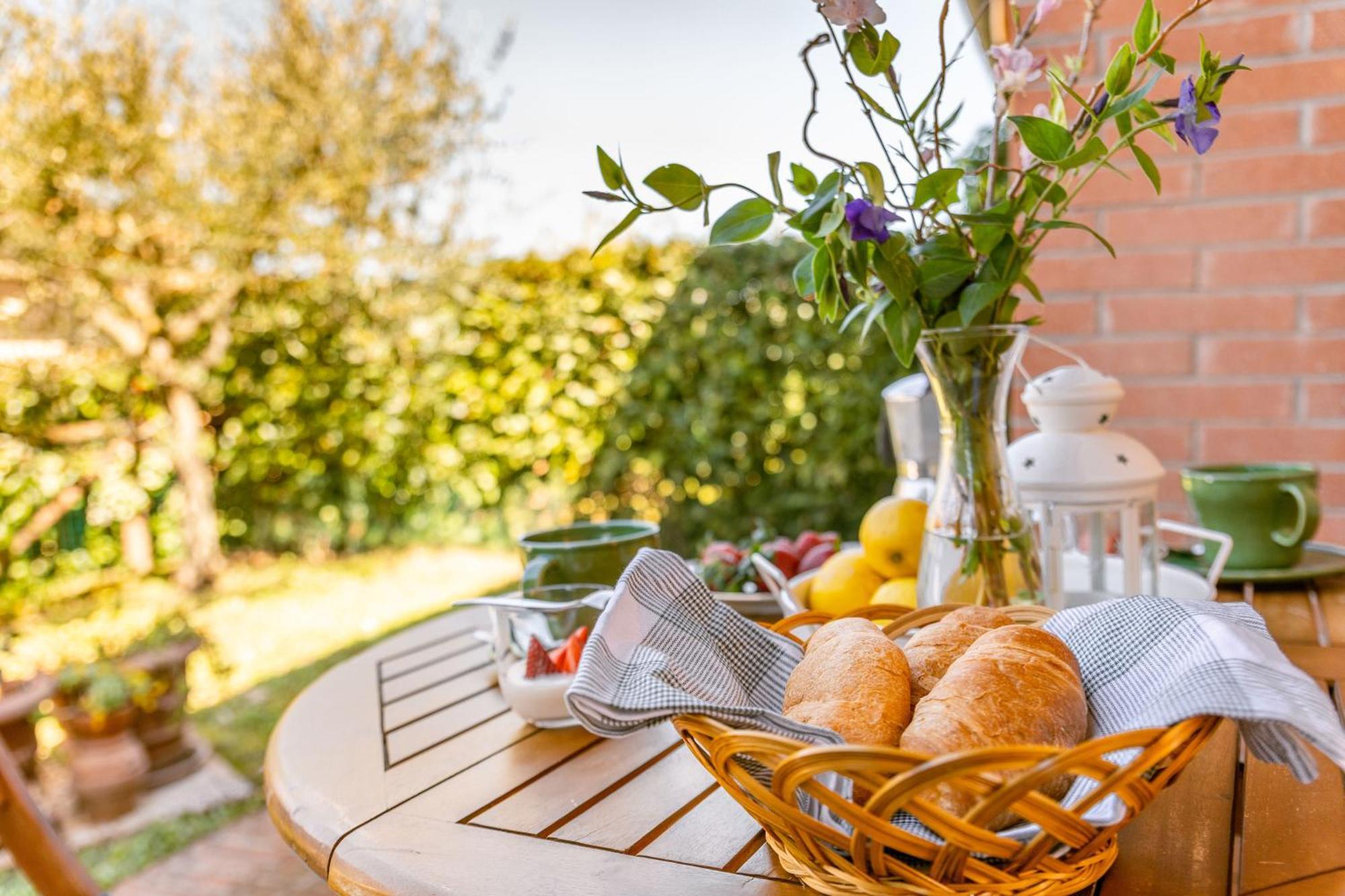 Noi 2 Vacanze - Il Nido Di Gina Contignano Exterior foto