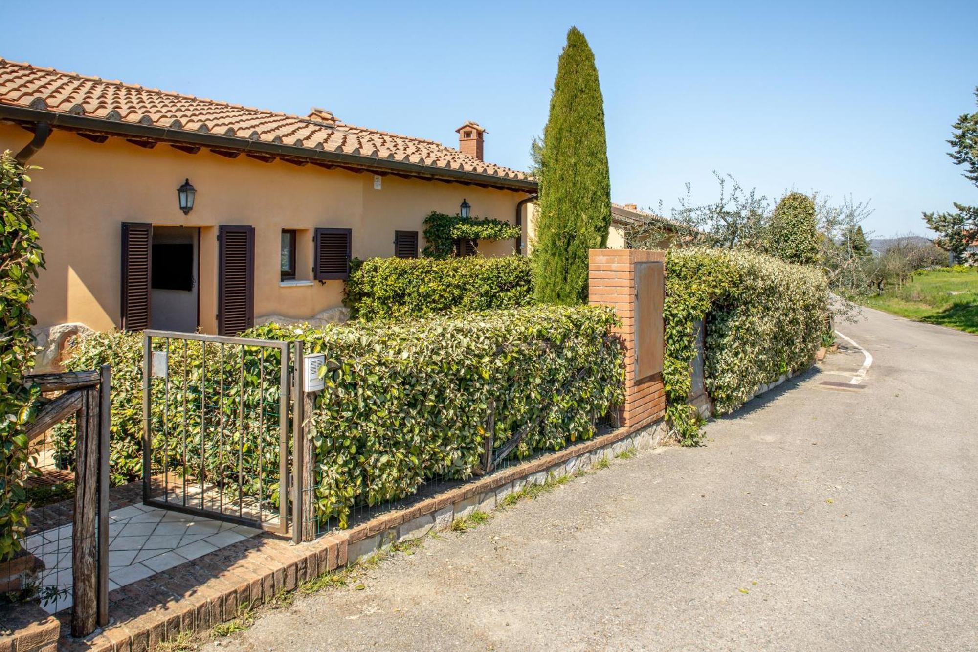 Noi 2 Vacanze - Il Nido Di Gina Contignano Exterior foto